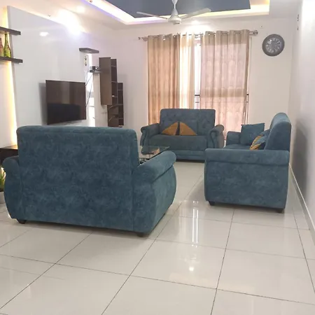 Appartamento Luxury 3Bhk In Kr Puram Stunning Views On 15 Floor, Pool & Private Garden